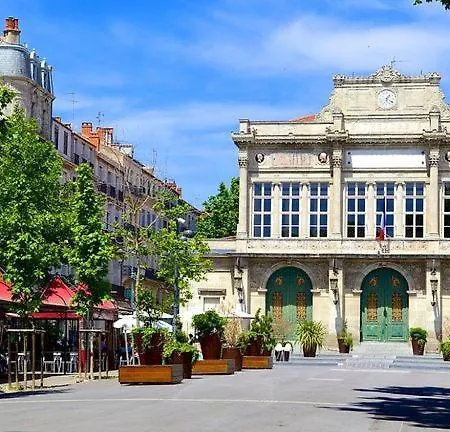 Le Colombier: 3-Star Meublé de Tourisme in Béziers Heart Apartment Exterior photo